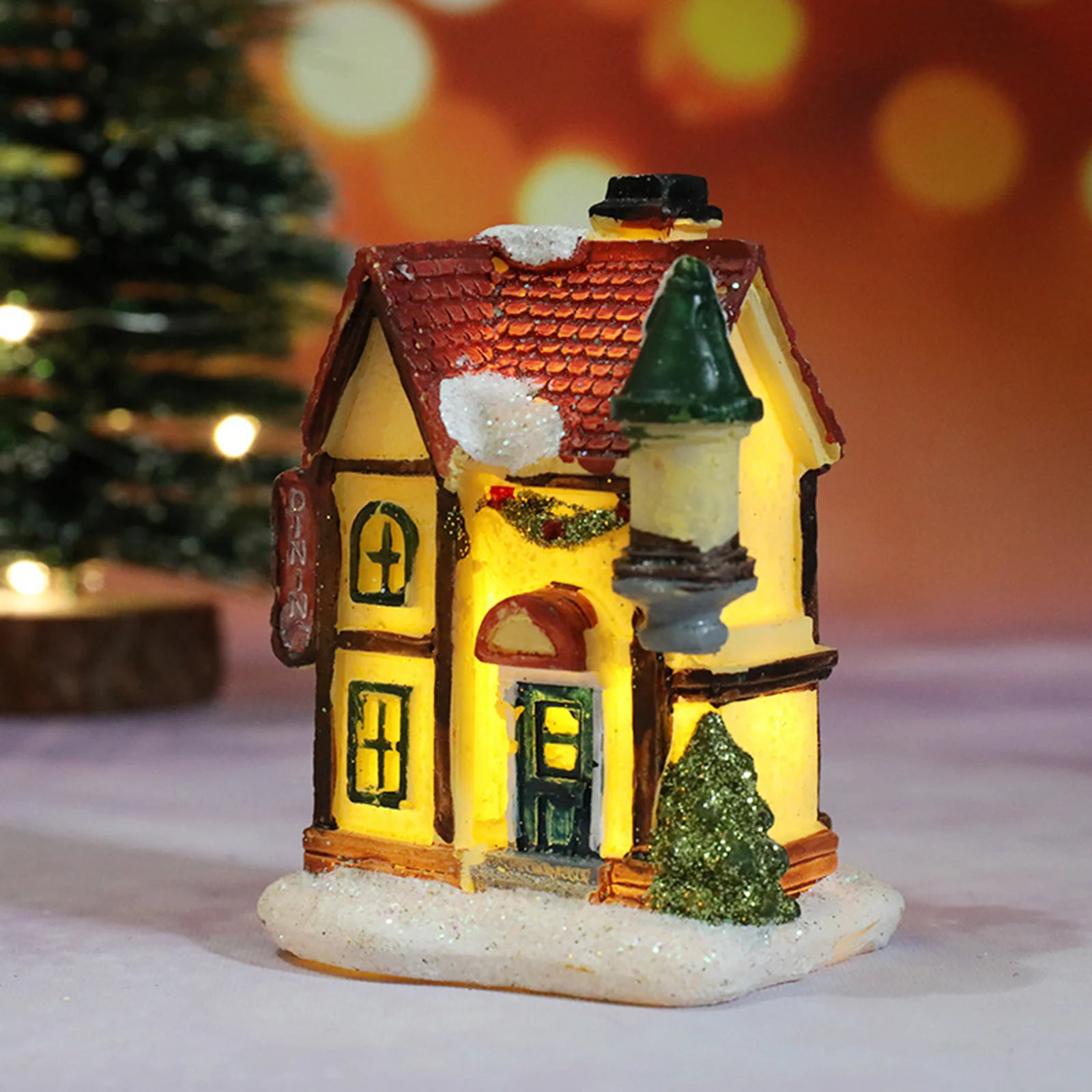 

Hot Miniature House Furniture Doll House LED House Decorate Light with Resin Miniature House Home Decoration Christmas Gifts MVI