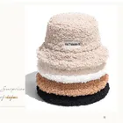 Недорогие зимние Панамы из искусственного меха ягненка для женщин 2022 Теплая Бархатная женская шапка теплая Женская шапка для девушек утолщенная Панама Боб шапки для рыбаков