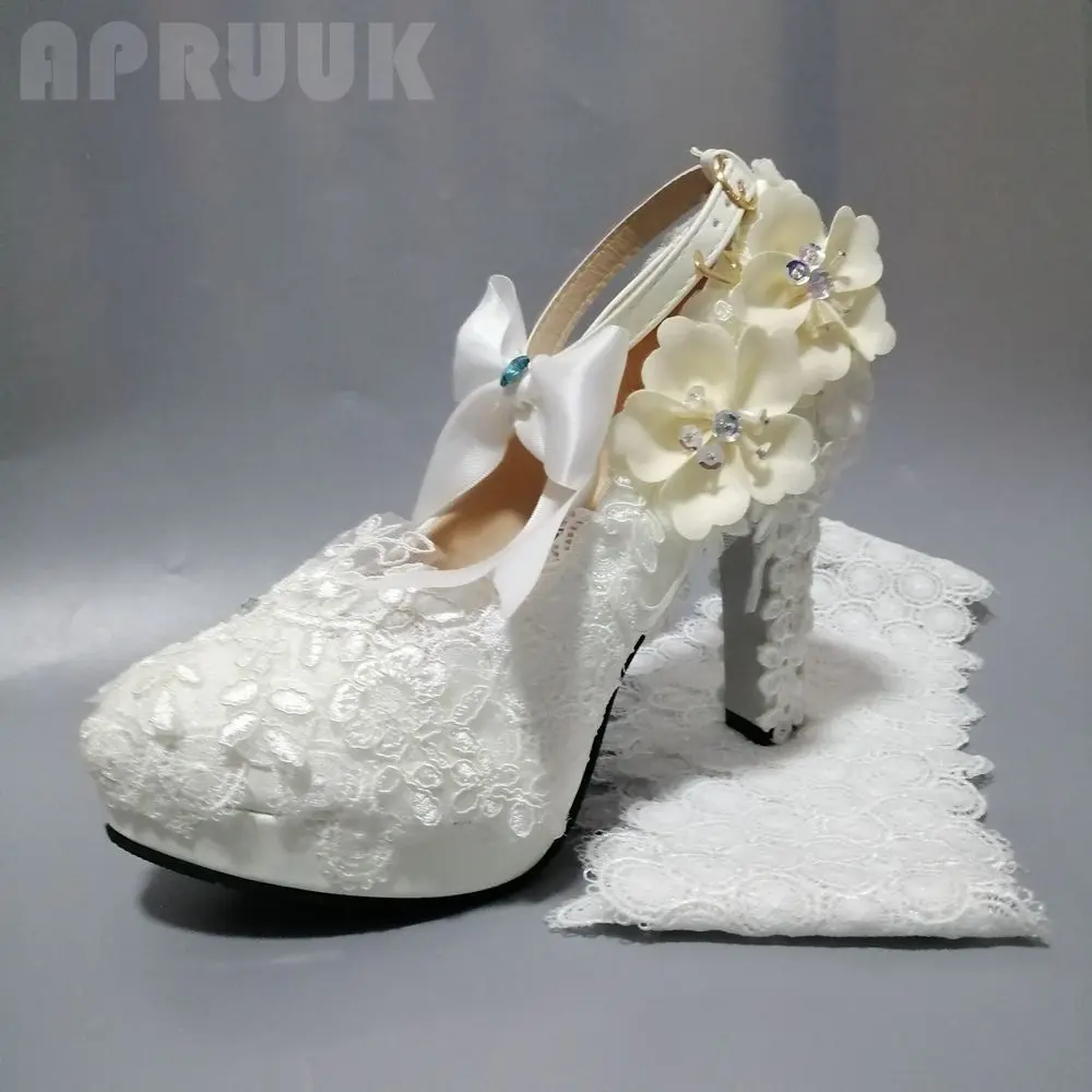 Роскошные свадебные туфли цвета шампанского с цветами женские белые кружевные