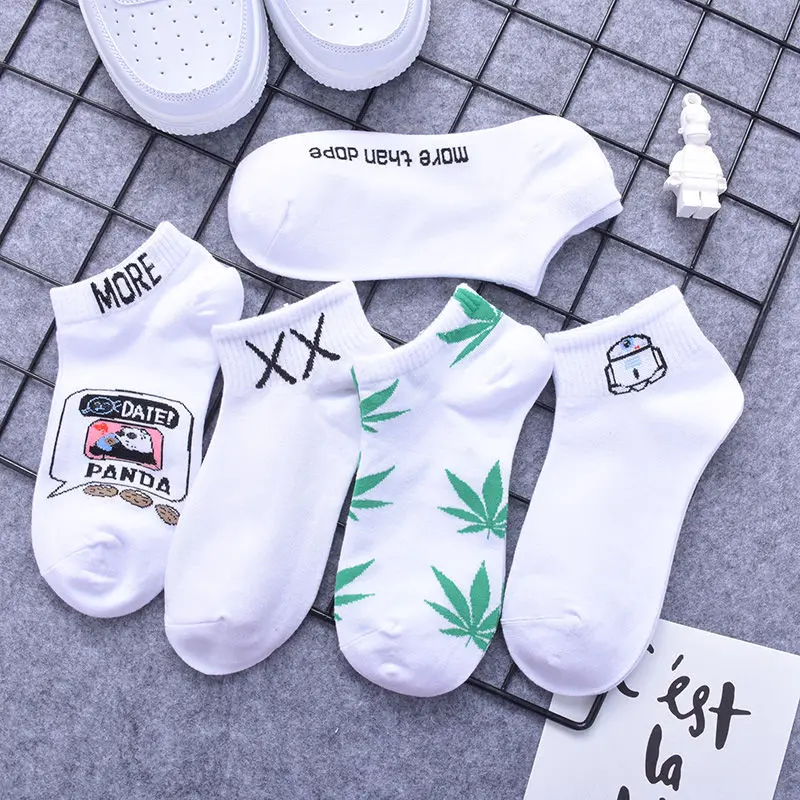 

Spring and Summer Cartoon Pictures Short Sock Happy Male Female Universal Pattern A Regular Size Short Simplicity White Socks