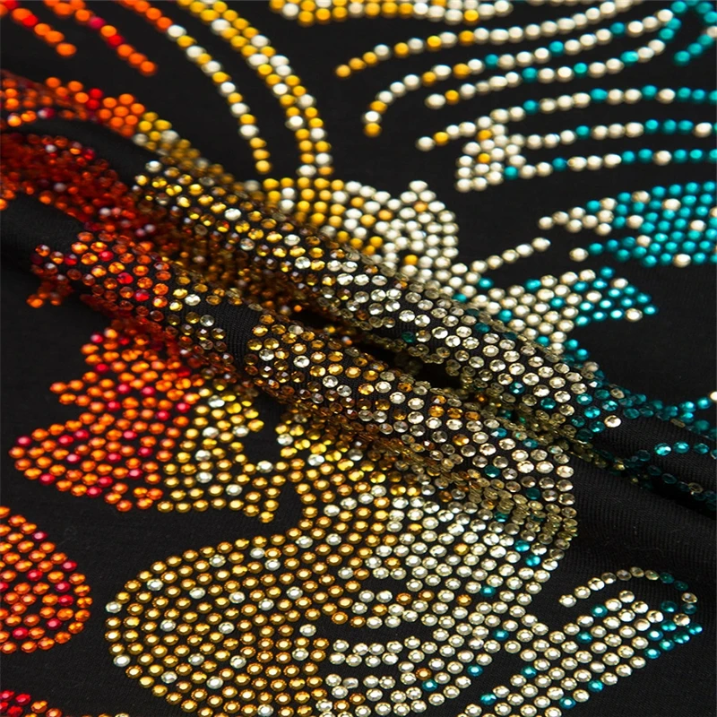 

Hot Sale Loose Fashion Men's Sweater Rhinestone Lion Korean Knitted Thick Pullover Winter Clothing