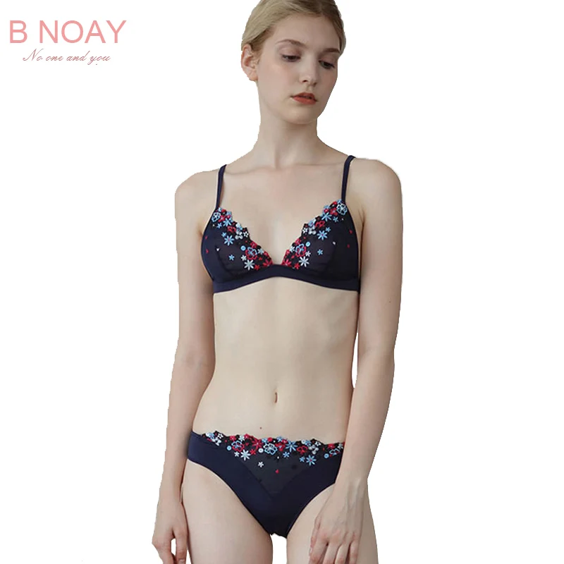 

French Ultra Thin Embroidery Flower Pink Black Triangle Cup Sexy Lovely Girl Woman Bra And Panty Set