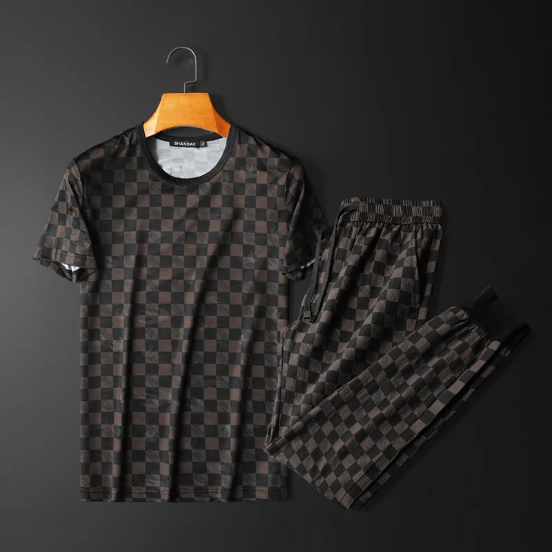 

2021 men Summer new plaid two-piece high-end men's round neck short-sleeved trousers sports and leisure suits running clothes