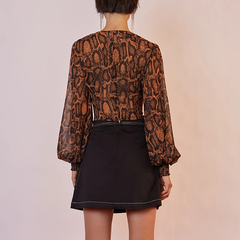 Змеиная укороченная блузка для женщин с рукавом фонариком и высокой талией