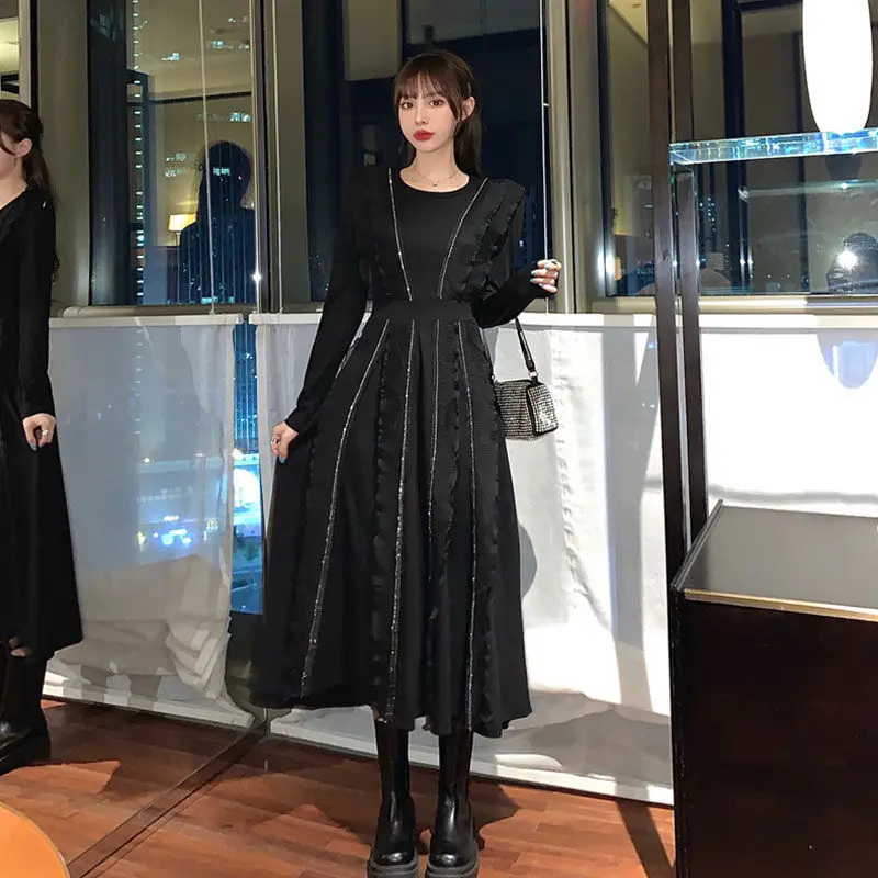 

2021 Spring Autumn Women French Elegant Casual Shiny O-neck Ruffles Long-sleeved Female Knitted Slim Waist Dress Vestidos Y282