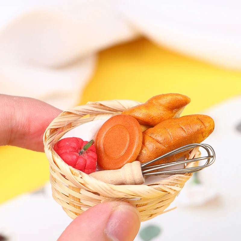 

Doll House Toys Bamboo Crate Bread Basket with Bread DIY Miniature Models