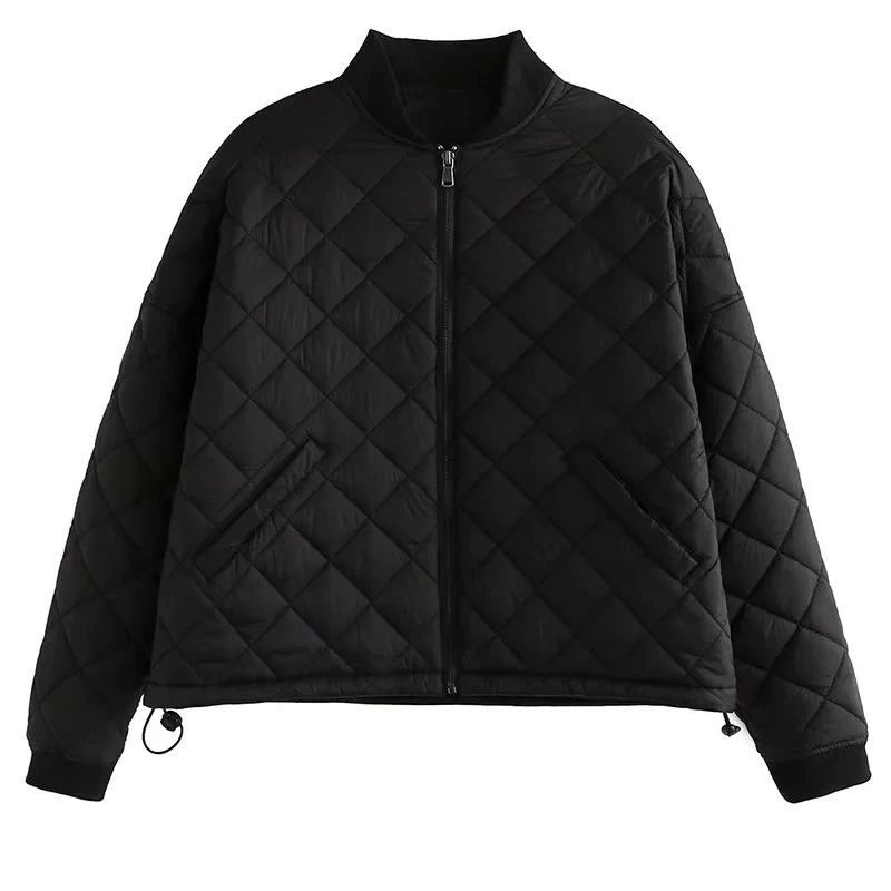 

Женская Стеганая куртка-бомбер с воротником-стойкой