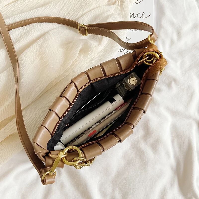 

Weave Design Solid PU Leather Crossbody Bags for Women 2021 Luxury Shoulder Handbags Chain Cross Body Bag Baguette Bag Purse