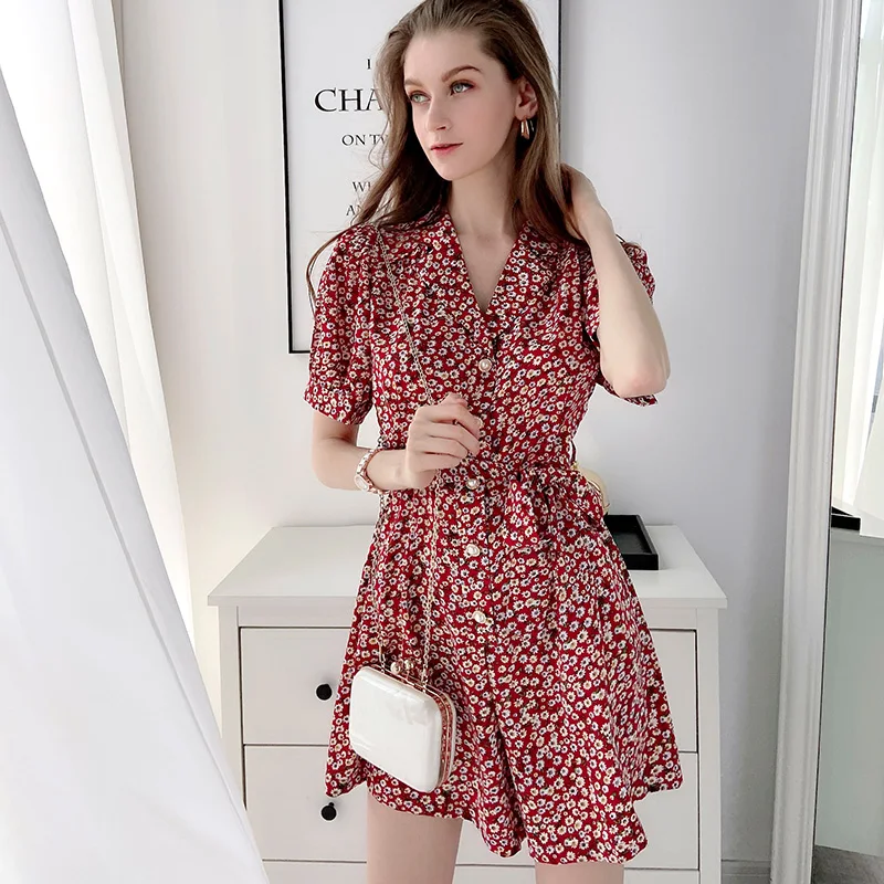 Dabuwawa Vintage Ditsy Floral Rompers Womens Jumpsuit Summer Single Breasted Boho Vacation Beach Playsuit Female DT1BJP014