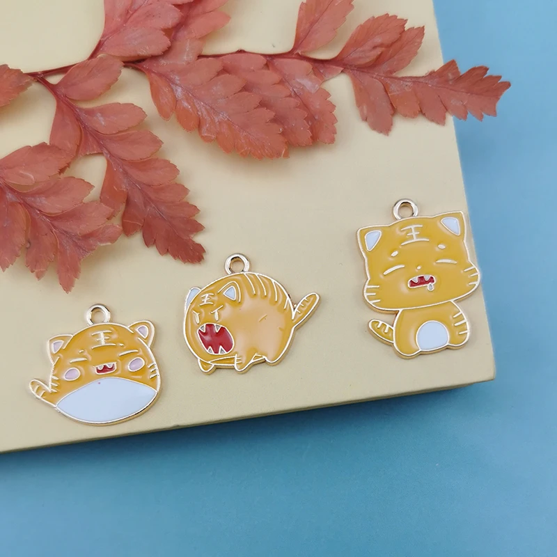 

JeQue 10pcs/lot Cartoon Animals Enamel Charms Cute Tiger Metal Pendants Handmade Finding For DIY Jewelry Accessories