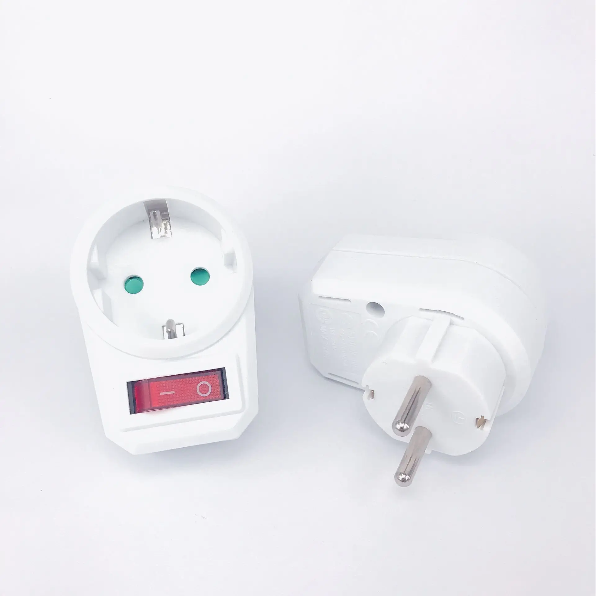 1PCS European conversion plug German socket With independent switch |