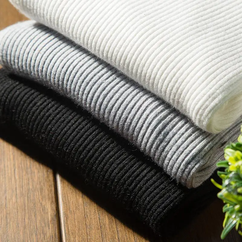 Мужской плотный пуловер с высоким воротником теплый трикотажный свитер