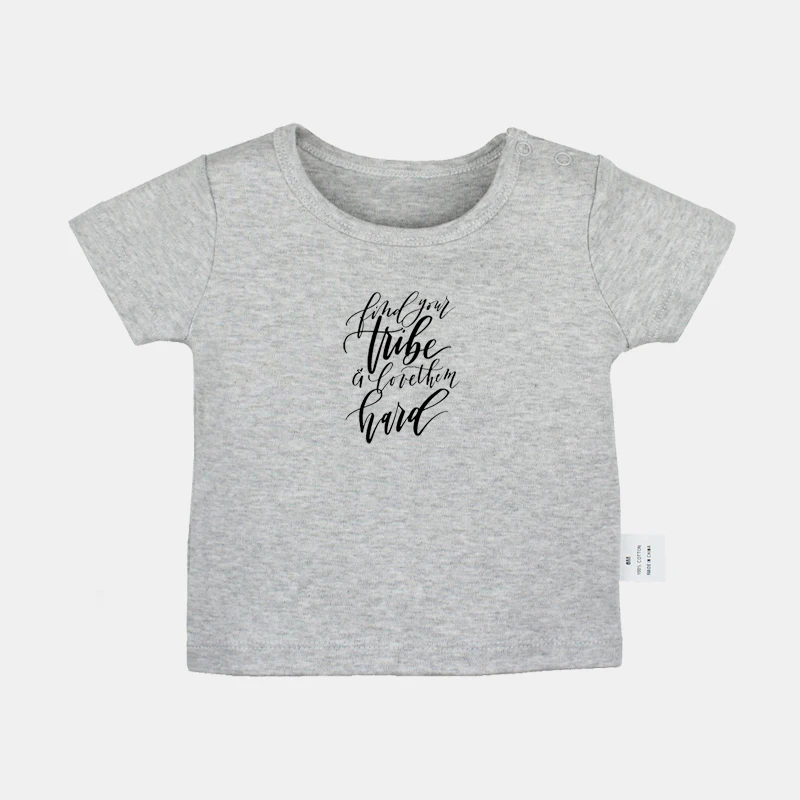 

Найдите свое племя и любите их, твердые дизайнерские футболки для новорожденных, графические однотонные футболки с коротким рукавом для ма...