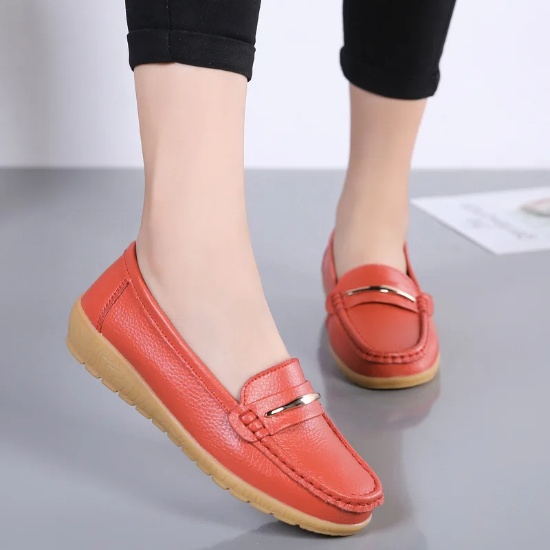 

2020 New Genuine Leather Shoes Woman Slip On Women Flats Moccasins Women's Loafers Spring Autumn Mother Shoe Big Size 35-44