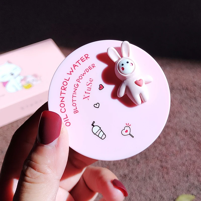 

Absorb water Oil Control Face Powder Air Honey Powder Lightweight Finishing Powder Lasting Brightening Skin Color Makeup