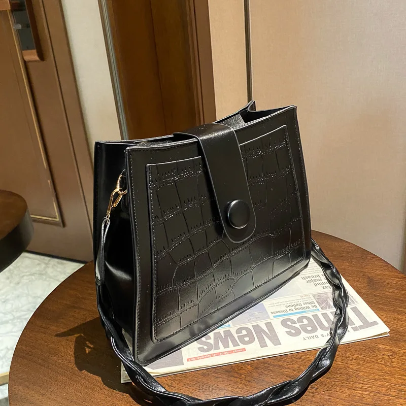 

2021 New Arrivals Women's Cross Body Bag Soft PU Leather Solid Female Fashion Design Versatile Women Flap Bags