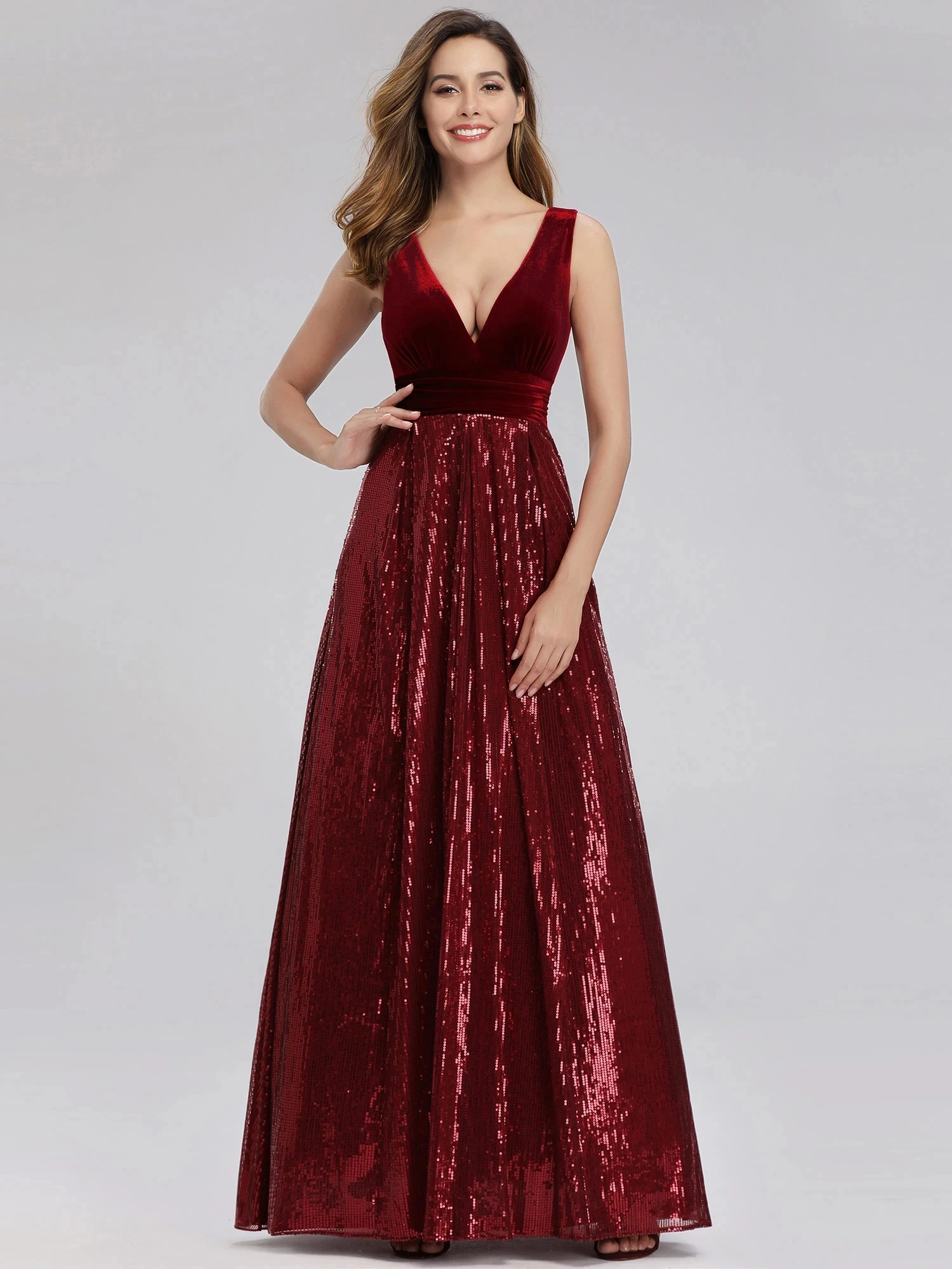 

Women's V-Neck Sequins Patchwork Maxi Long Wholesale Evening Party Dress