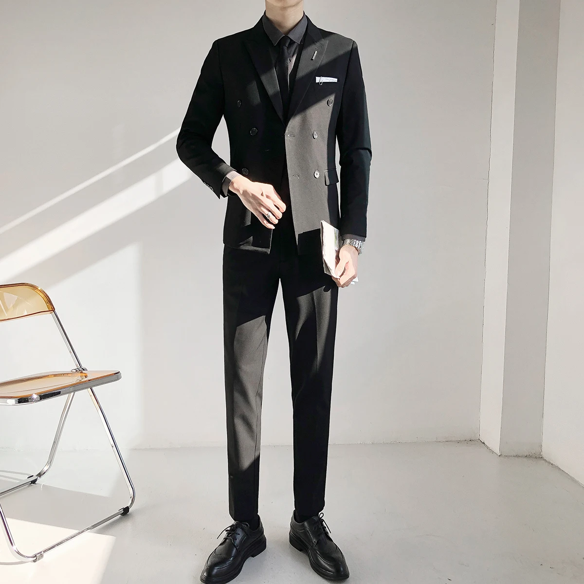 

Корейский Свободный деловой костюм, черный тонкий двубортный Винтажный Мужской костюм, Роскошный Блейзер из 3 предметов, мужская одежда Eg50tz