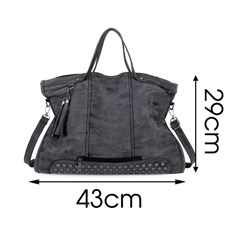 Сумка женская с кисточками и шипами модная матовая вместительная мотоциклетная