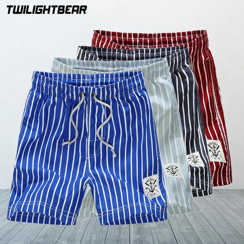 

Брендовые мужские шорты с принтом, новые летние модные повседневные шорты в полоску, быстросохнущие пляжные шорты высокого качества HF1403