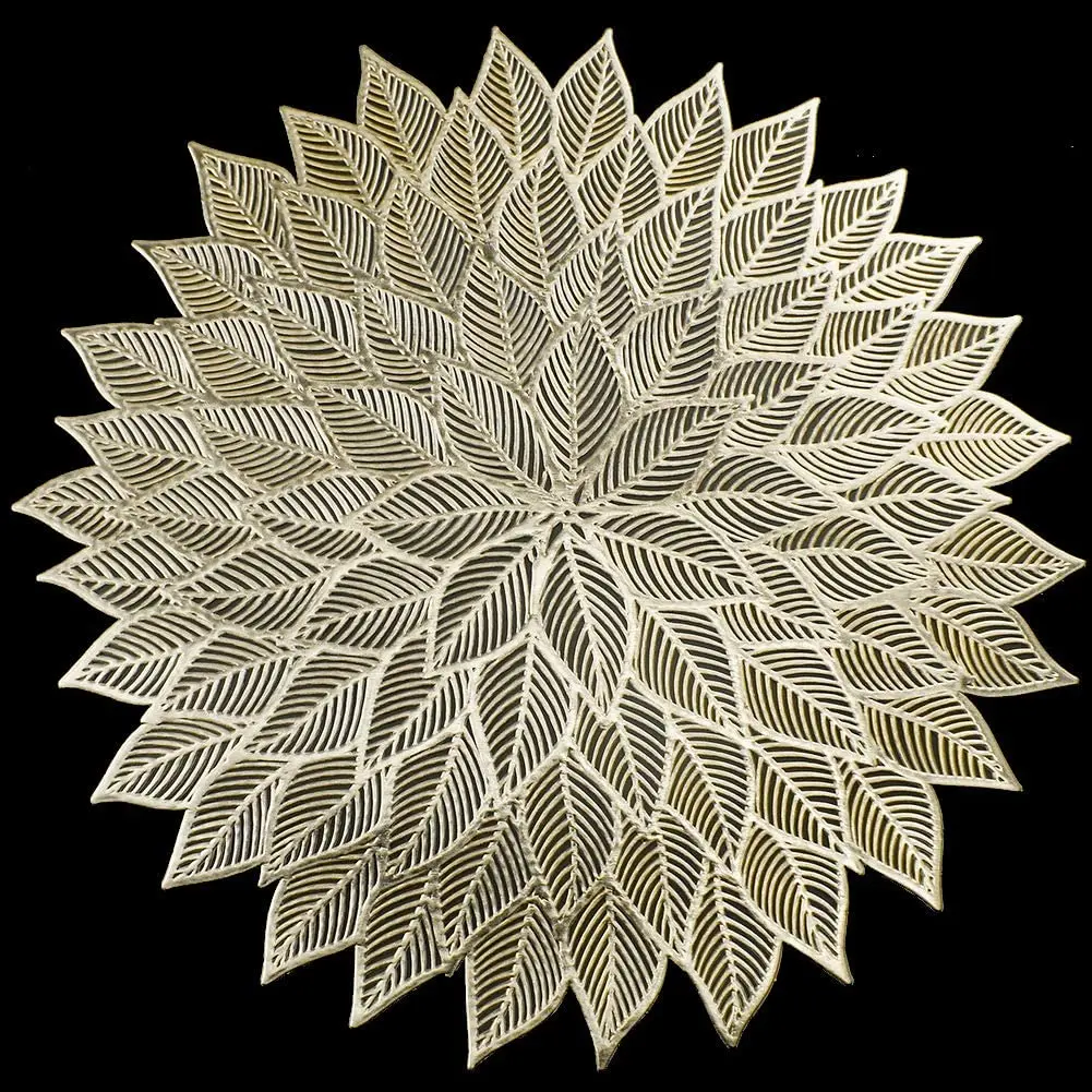 

38cm Festival Christmas Decorative Dining Table Coaster Home Table Mats Hollow-Out PVC Placemats