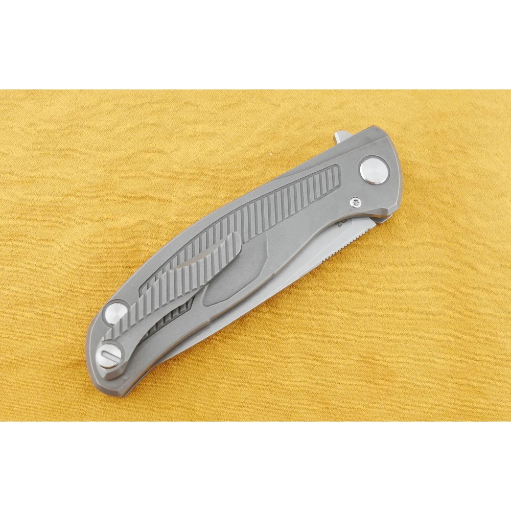 

F95 R19 Flip Folding Knife D2 Blade Titaniam Handle Ball bearing Outdoor Edc Tools Pocket Knives Camping Hunting Survival