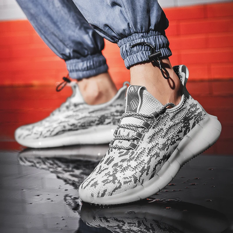 Men's shoes summer breathable mesh 2020 new men's wild large size trendy student sports | Обувь