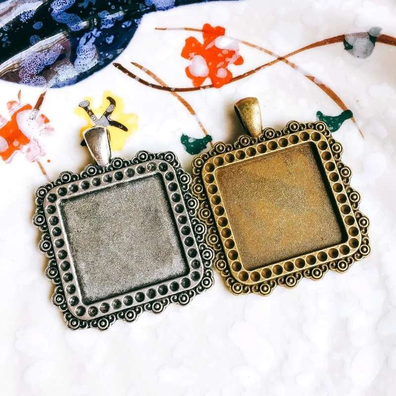 

5 шт./лот 25x25 мм ожерелье с подвеской античная бронза серебро стекло Кабошон Пустые Базовые принадлежности для ювелирных изделий T329