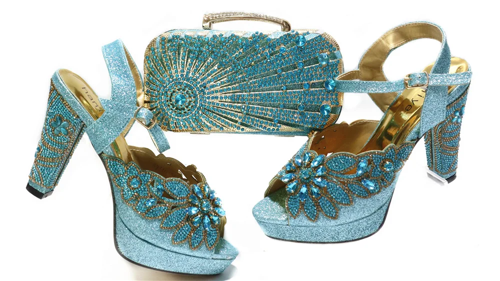 

Nigerian Fashion Italian Design Party Ladies Shoes and Bag Set With Special Butterfli-Kont Style Decoration in Royal Blue Color