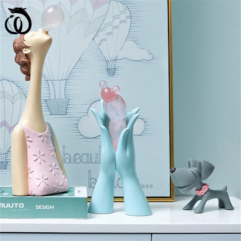 

WU CHEN LONG Nordic Hand Bubbles Girl Statue Figurine Abstract Character Art Sculpture Home Decorations Collectiable R5891