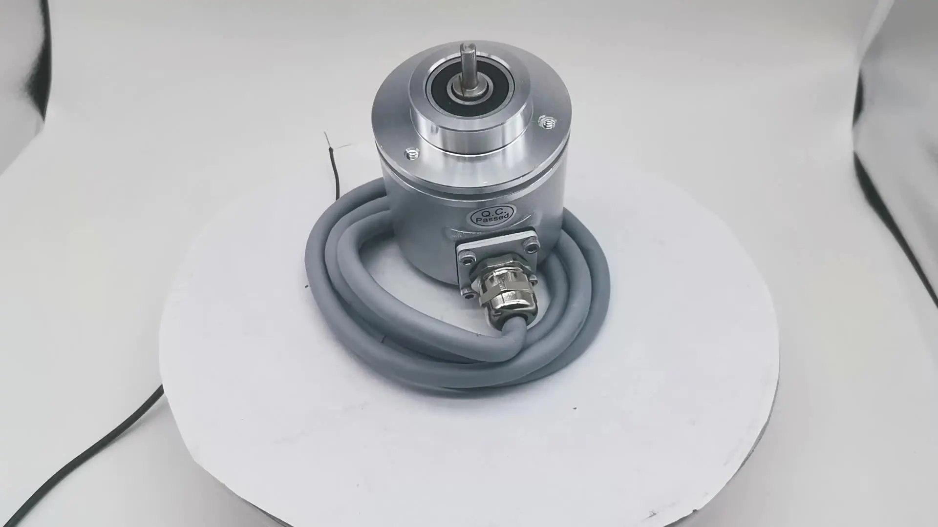

CAX60R1312E10SGB 13-битная SSI мультиоборотная зеркальная серия абсолютный кодировщик