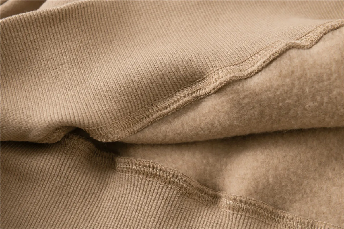 

2020 Autumn Winter Clothes Fashion Simplicity Classic Love Embroidery Crew Neck Sweater Casual and Versatile Loose Men Women A1