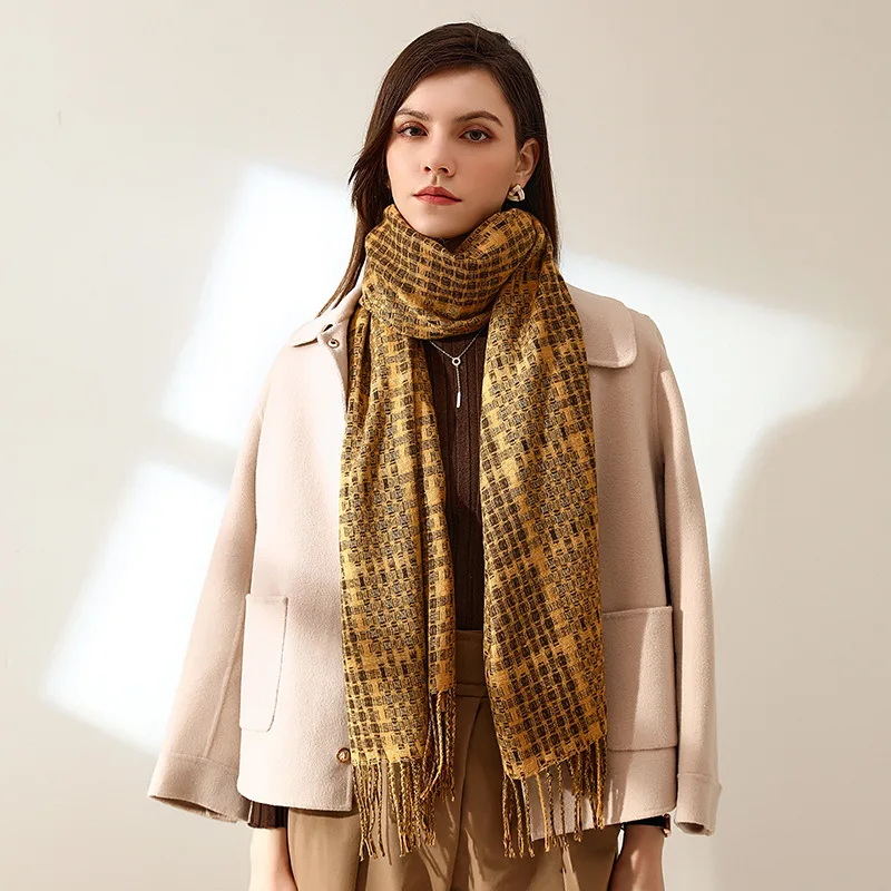 

Autumn Winter New Cashmere Scarf Women Luxury Warm Printed Plaid Scarfs Japan South Korea Sweet Female Shawl With Tassels