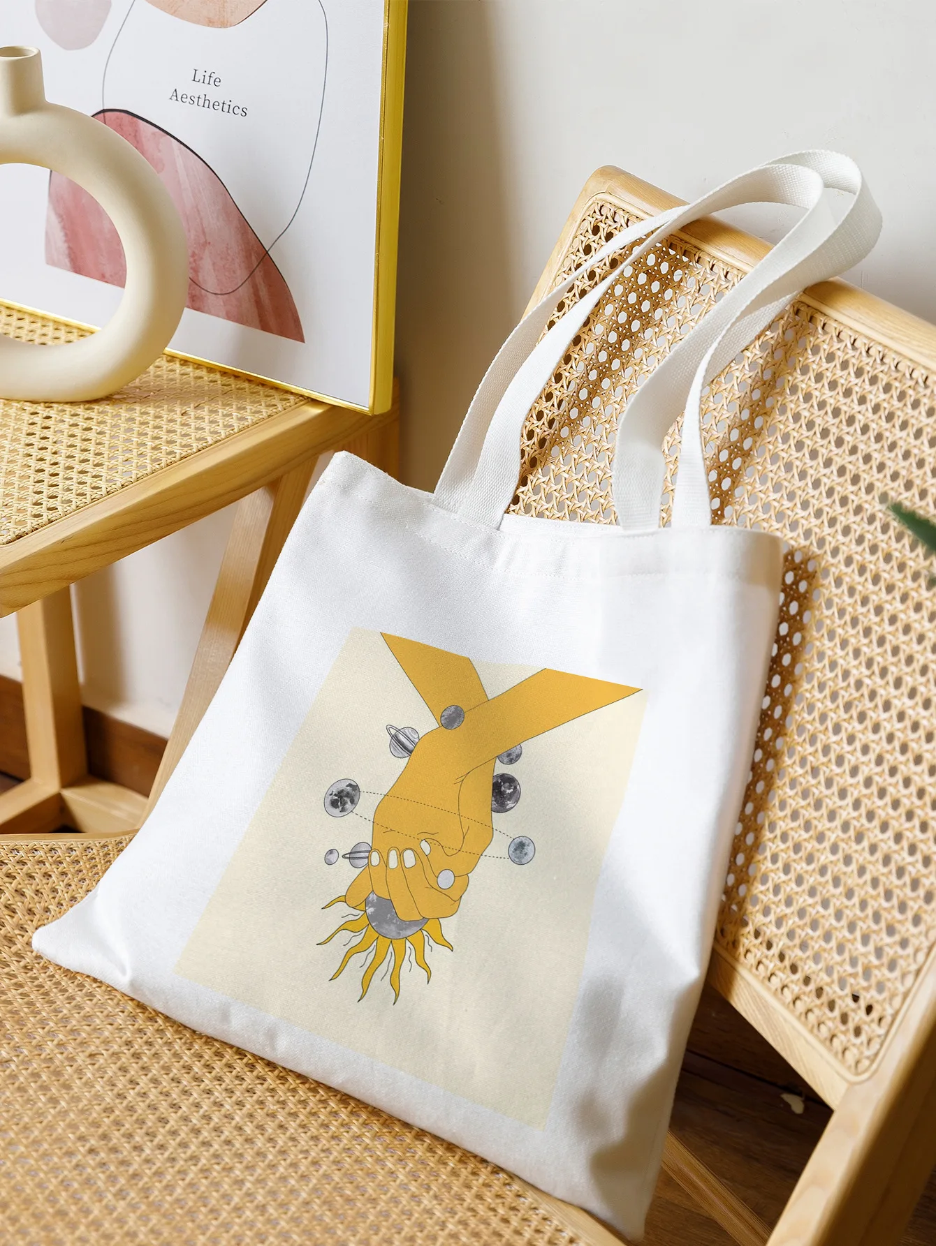 

2021 women's shoulder bag fashion hand shadow cartoon new canvas bag, reusable, customizable