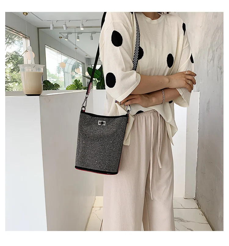Bolsos Mujer ограниченная сумка-ведро из полиуретана и полиэстера Rismit Весна Лето Новая женская элегантная сумка с двойным ремешком с фосфором