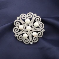 white round snowflake pearl brooch hollow love cloud fashion jewelry for women vintage design classic luxury wedding accessories
