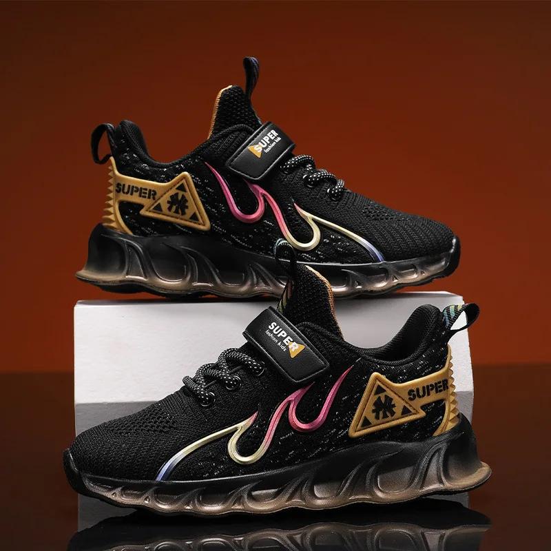 

2021 Fashion Boys Breathable Mesh Tenis Sneakers Casual Lightweight Walking Shoes for Boys Kids Tenis Non-slip Running Sneakers
