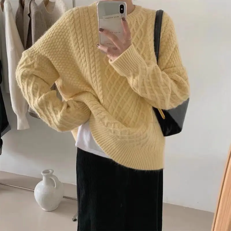 Женский трикотажный свитер с круглым вырезом длинным рукавом | Женская одежда