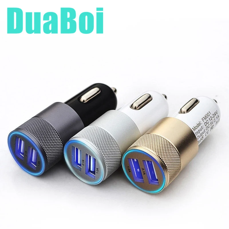 Автомобильное зарядное устройство с двумя USB портами универсальный мобильный