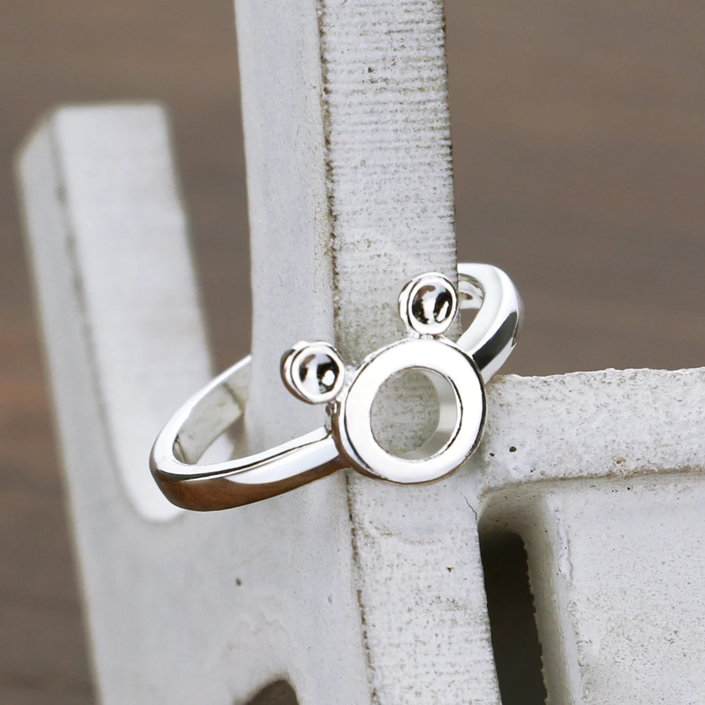 Женское серебряное кольцо с Микки хвостом не вызывает аллергии выцветает