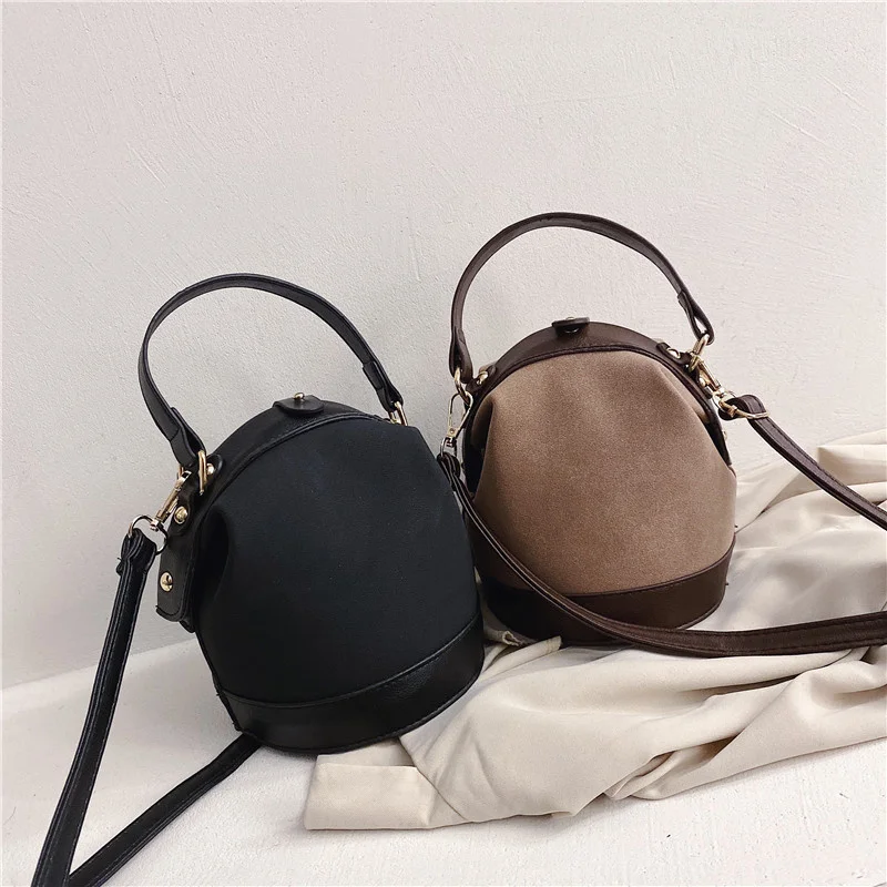 

Small Bag Female Spring and Summer New Fashion Single Shoulder Bucket Bag Simple Net Red Messenger Bag