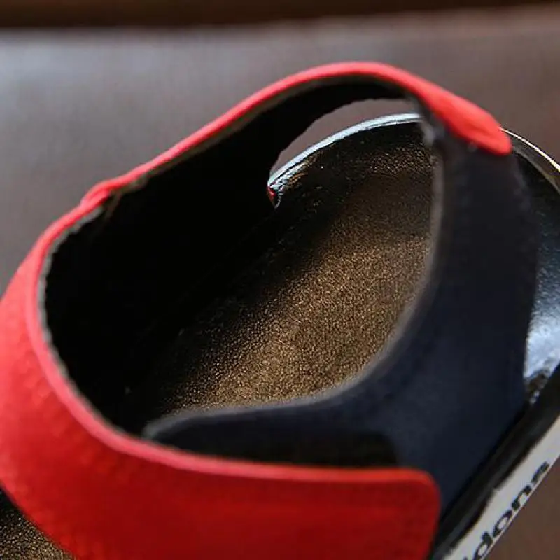 Кожаные сандалии с открытым носком для мальчиков повседневные летние пляжные