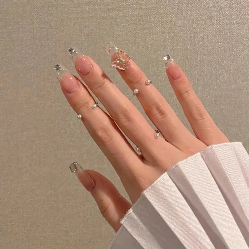 

24pcs Fake Nails With Glue Crystal Butterfly Long Paragraph Fashion Manicure Patch False Nails Save Time Press On With Design DL