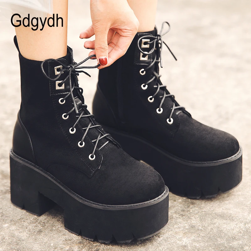 

Gdgydh Lace Up Combat Boots Chunky Heel Autumn Punk Black Platform Boots Women Winter Rave Shoes Plush Inside Suede Leather