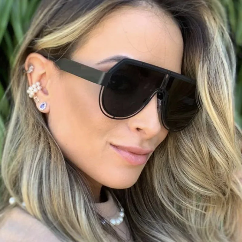 

Vintage One Piece Sunglasses Women New Oversized Pilot Men Shades Glasses Luxury Brand Metal Hollow Trend Unique Female Eyewear