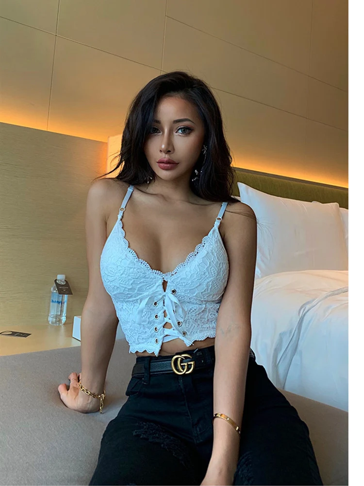XIBANI Sexy Lace Strap Backless Short Women Crop Top Nightclub Solid Black Lace Up Summer Beach Boho Women Camis Top Tank Top - Цвет: Белый