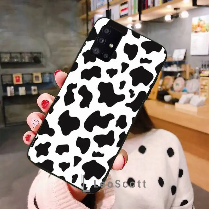 

White Black Cow Symbol Pattern Phone Case For Samsung galaxy S 7 8 9 10 20 edge A 6 10 20 30 50 51 70 note 10 plus