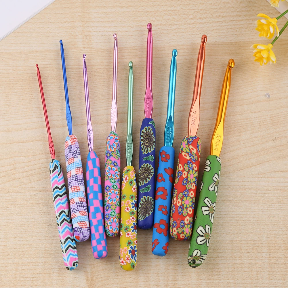 

9pcs Ceramic Handle Needles Aluminum Crochet Hooks Set Sewing Hand Crochet Hook Set Kit for Weaving Sewing Braid