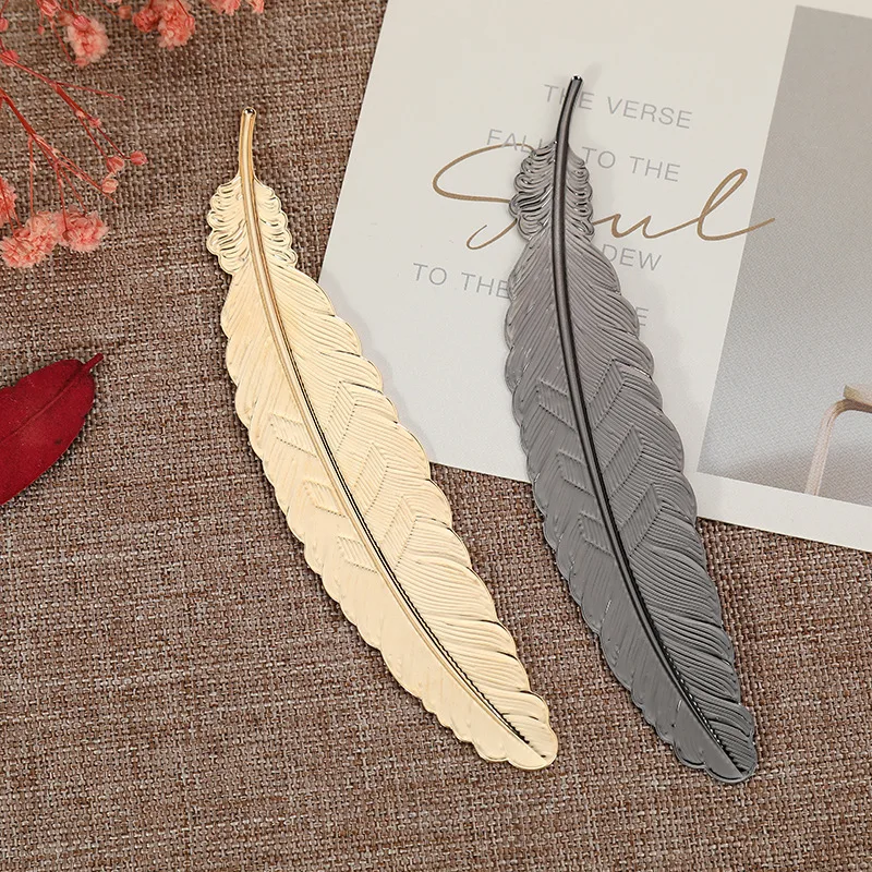 1pcs Vintage Metal Bookmark Gold Feather Design Book Markers Accessories for Students Kawaii School Stationery Teacher Gift |