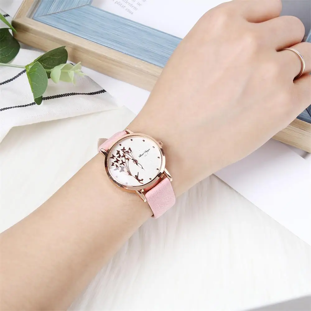 New Fashion Butterfly Women Watches 2022 Simple Brown Quartz Watch Vintage Leather Ladies Wristwatches Drop Shipping Clock